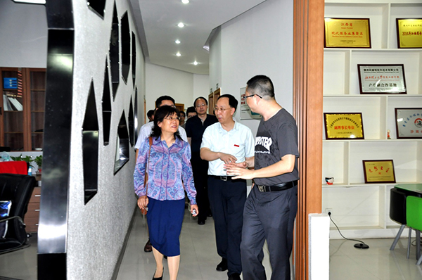 image002.jpg image002.jpg