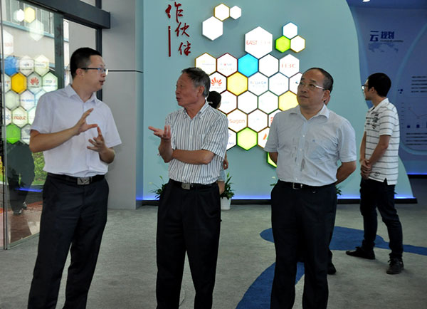 image002.jpg image002.jpg