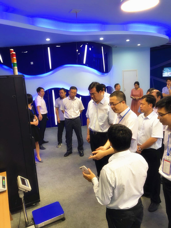 image002.jpg image002.jpg