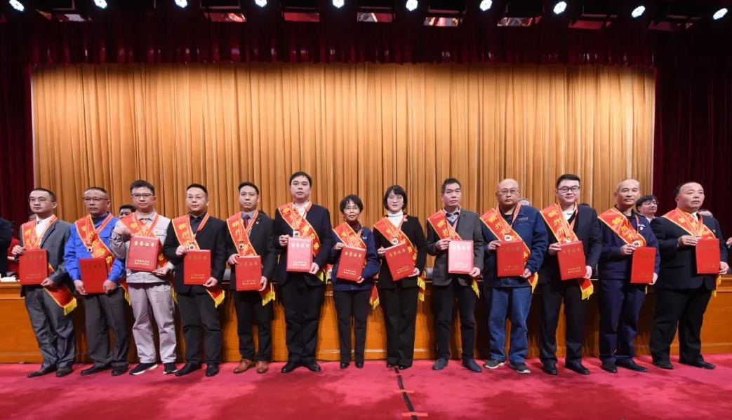 微信图片_20210123150333.png 微信图片_20210123150333.png